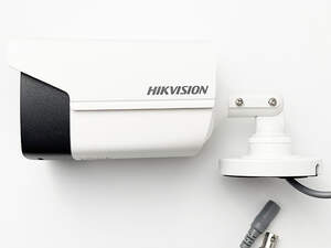 8 Мп Turbo HD видеокамера Hikvision DS-2CE16U0T-IT3F (3.6мм)